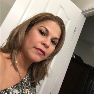 Meet your Posher, Lesbia